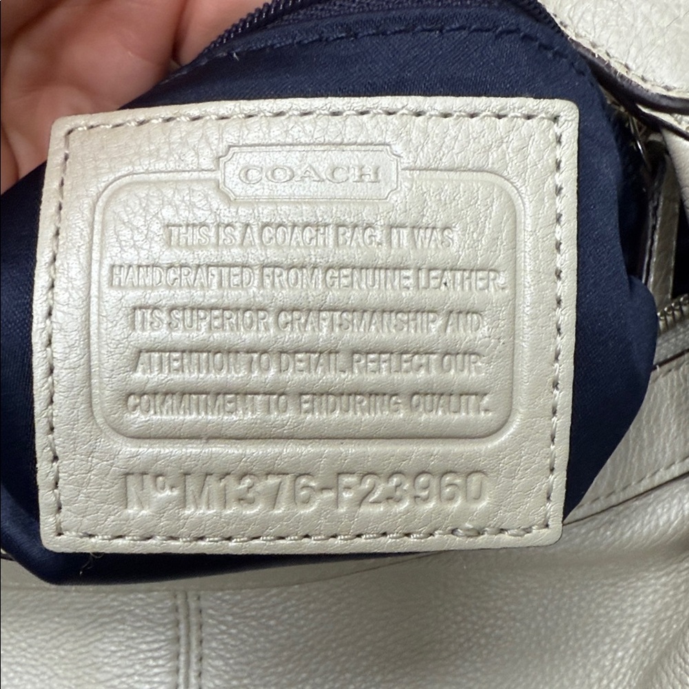 Coach Avery Pearlescent Small Hobo - Picture 12 of 14